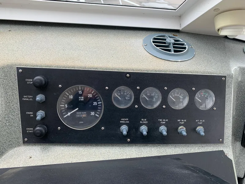 Slide: The Image of Viking 60 CMY 1998 - 119