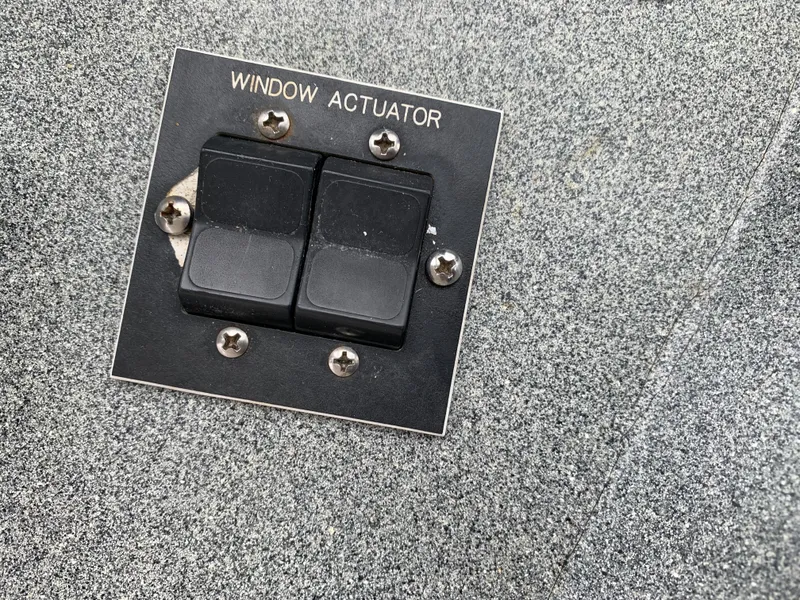 Slide: The Image of Viking 60 CMY 1998 - 125