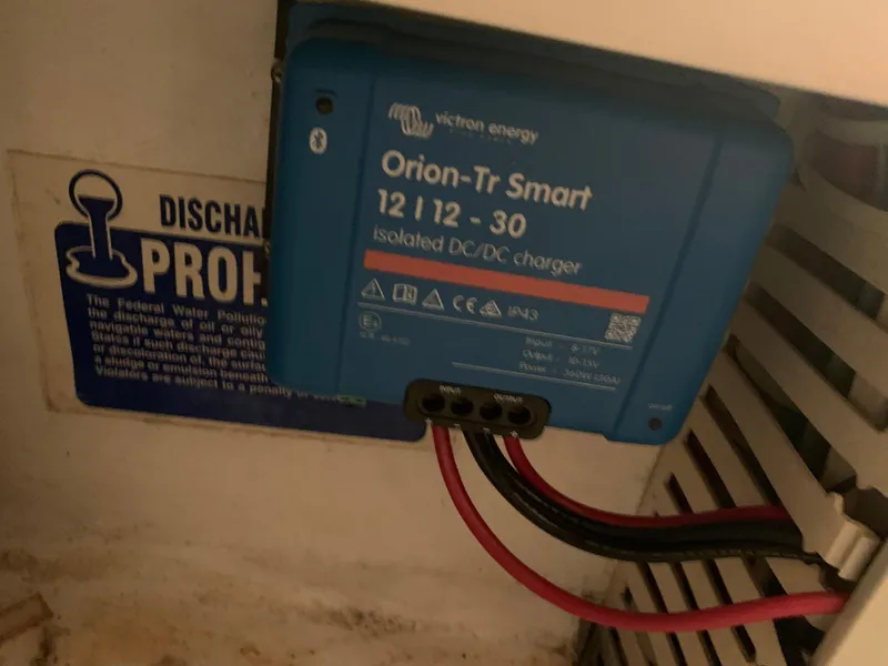 Slide: The Image of Viking 60 CMY 1998 - 141