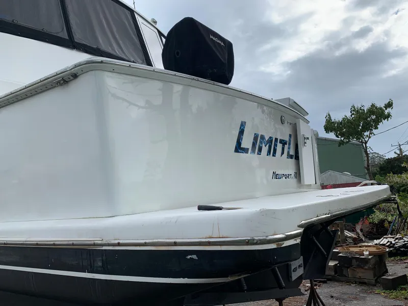 Slide: The Image of 1998 Viking 60 CMY yacht named Limitless in Newport, RI. - 20