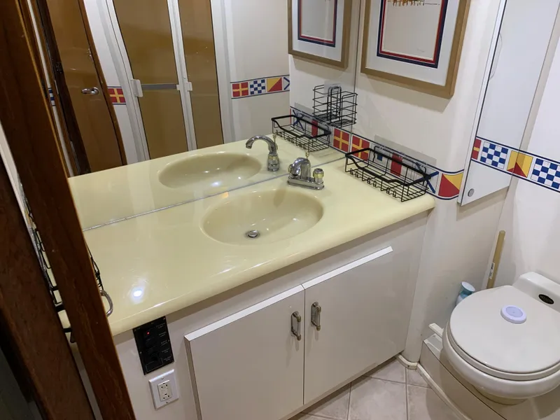 Slide: The Image of Viking 60 CMY 1998 - 73