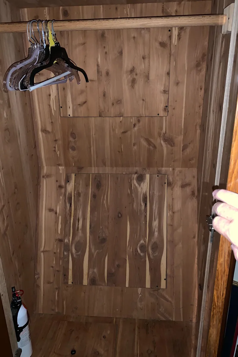 Slide: The Image of Viking 60 CMY 1998 - 77