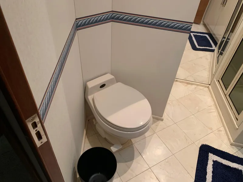 Slide: The Image of Viking 60 CMY 1998 - 84