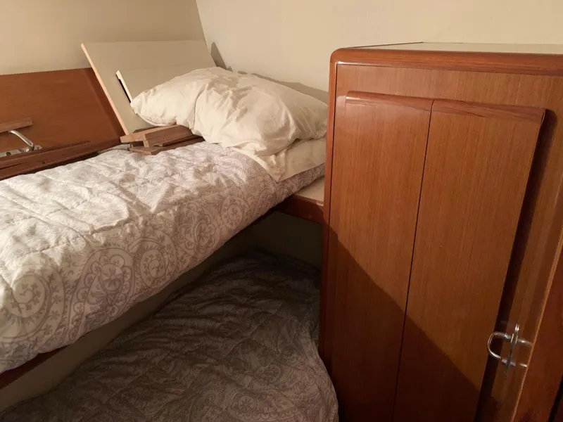 Slide: The Image of Viking 60 CMY 1998 - 86