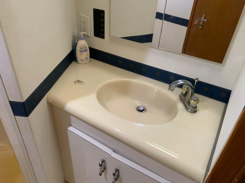 Slide: The Image of Viking 60 CMY 1998 - 87