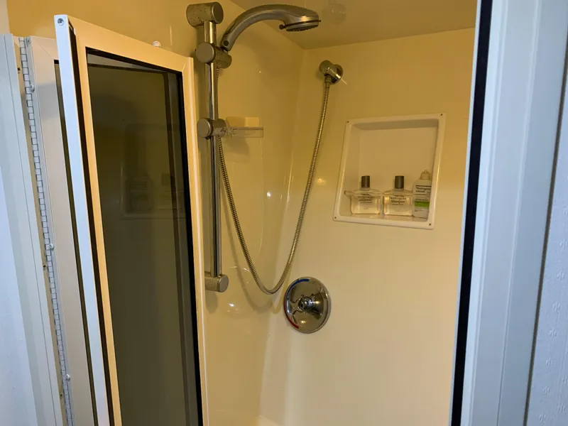 Slide: The Image of Viking 60 CMY 1998 - 89