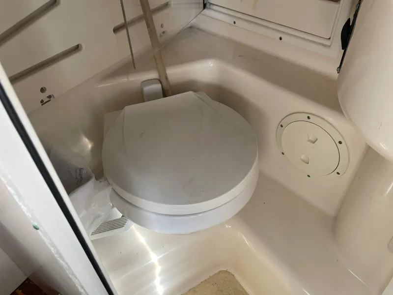 Slide: The Image of Pursuit 3070 Offshore 2005 - 66