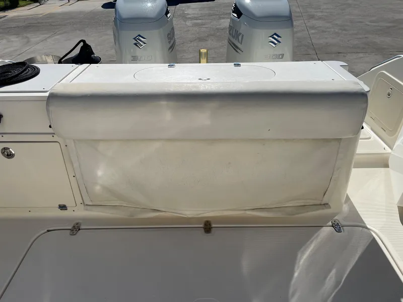 Slide: The Image of Pursuit 3070 Offshore 2005 - 72