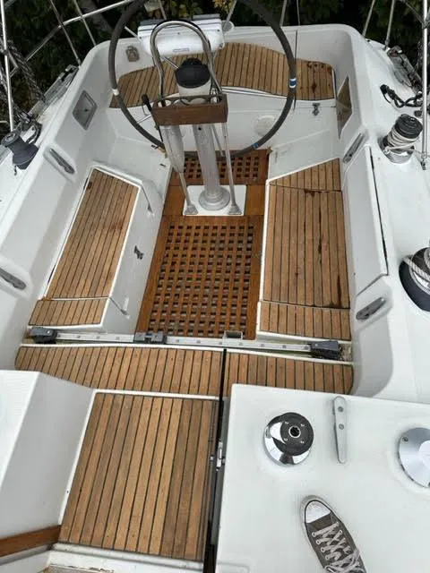 Slide: The Image of Beneteau First 405 1987 - 13