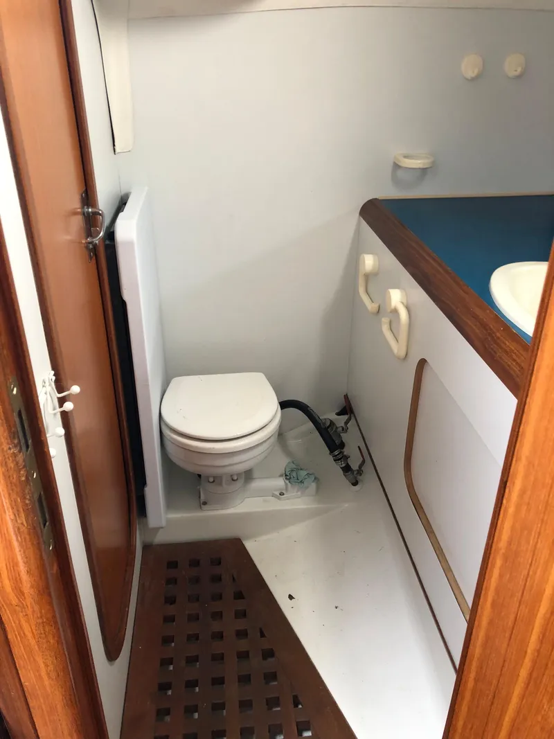 Slide: The Image of Beneteau First 405 1987 - 15