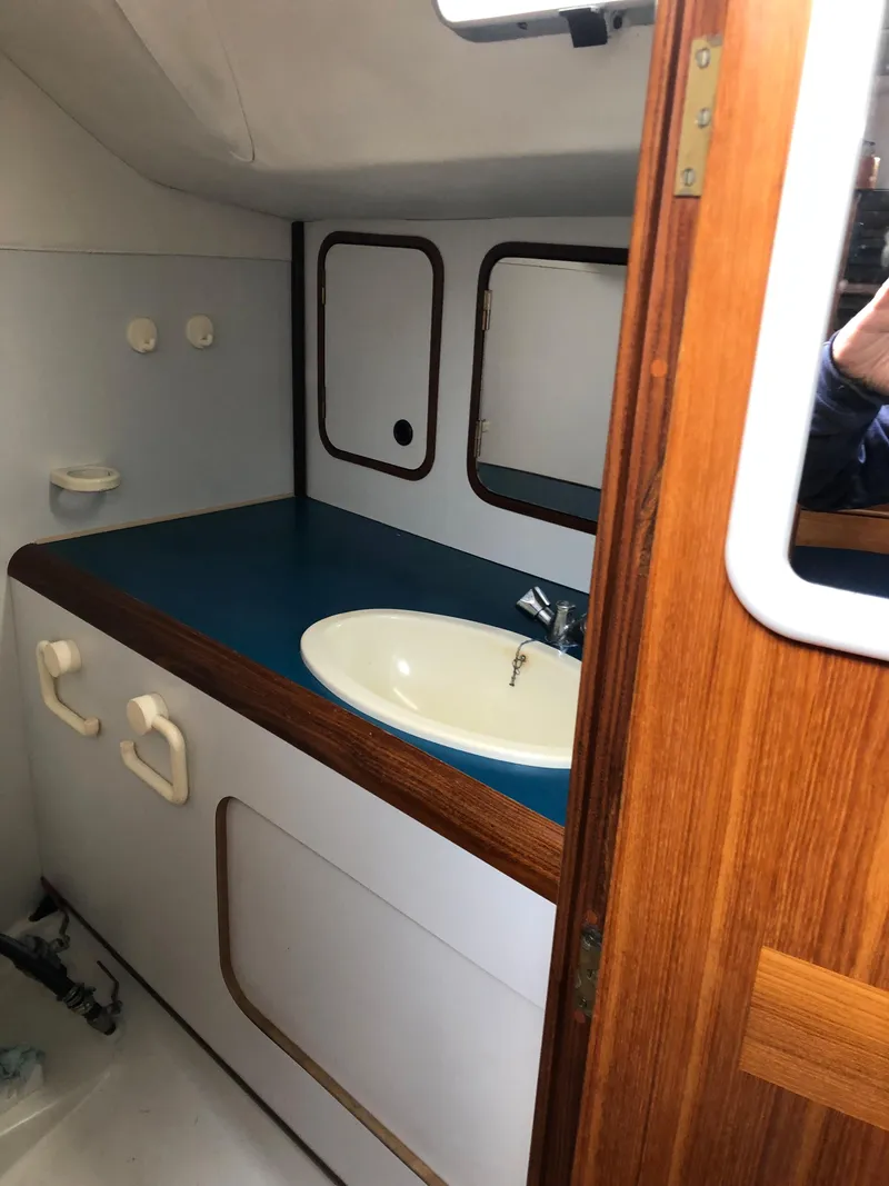 Slide: The Image of Beneteau First 405 1987 - 16
