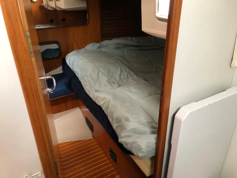 Slide: The Image of Beneteau First 405 1987 - 17