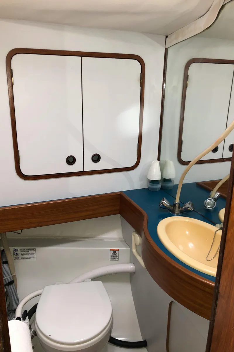 Slide: The Image of Beneteau First 405 1987 - 27