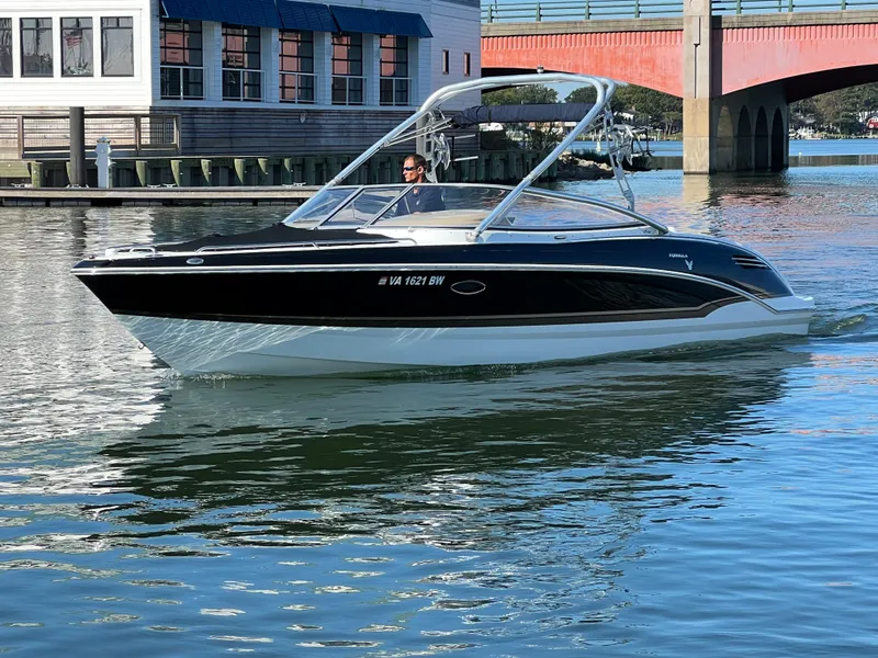 Slide: The Image of Formula 270 Bowrider 2013 - 51