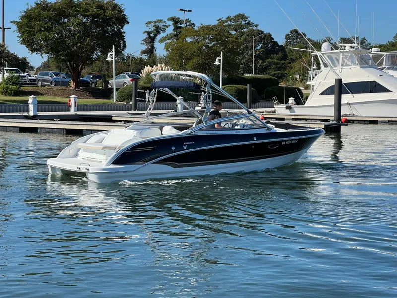 Slide: The Image of Formula 270 Bowrider 2013 - 59