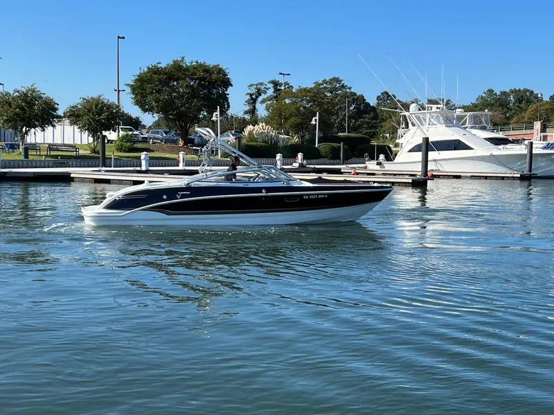 Slide: The Image of Formula 270 Bowrider 2013 - 61