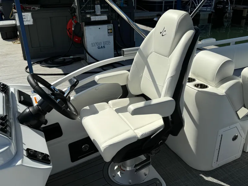 Slide: The Image of Captain's chair on 2024 JC Neptoon Sport 23TT DSL pontoon boat. - 17