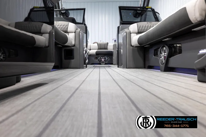 Slide: The Image of Interior of 2024 Avalon 2785 Excalibur EL pontoon boat with luxurious seating. - 28