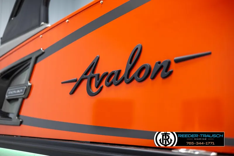 Slide: The Image of Avalon 2785 Excalibur EL 2024 - 61