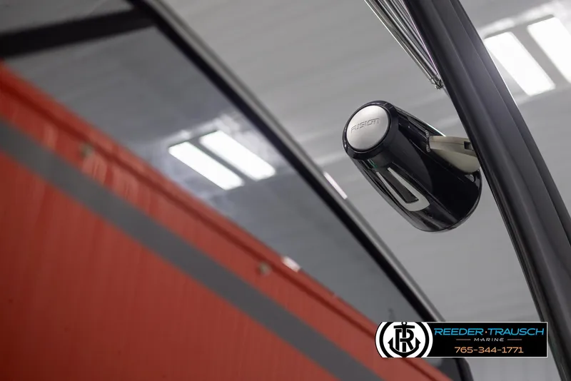 Slide: The Image of Avalon 2785 Excalibur EL 2024 - 73