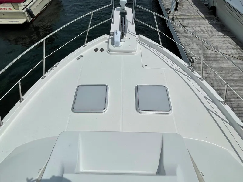 Slide: The Image of Bayliner 4788 Pilot House Motoryacht 1998 - 65