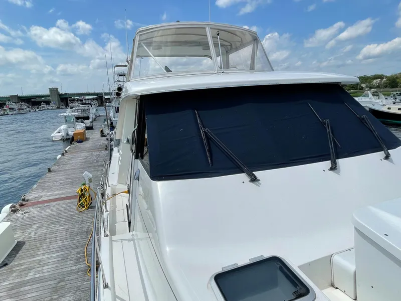 Slide: The Image of Bayliner 4788 Pilot House Motoryacht 1998 - 70