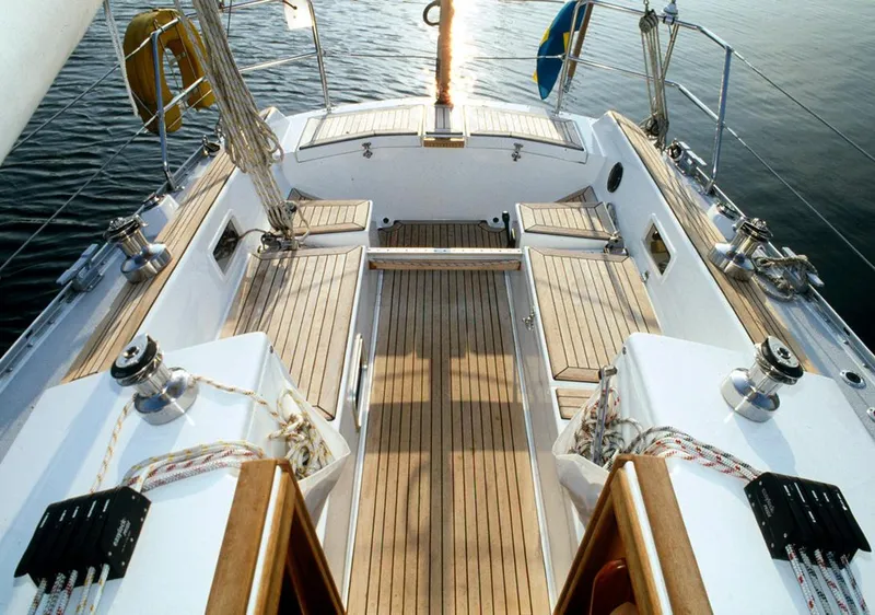 Slide: The Image of Cockpit of 2002 Arcona 355 Sloop with teak decking and sailing equipment. - 32