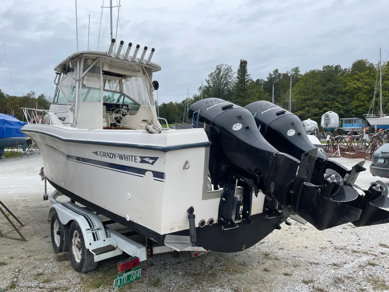 The Image of Grady-White Offshore 240 1988 - 1