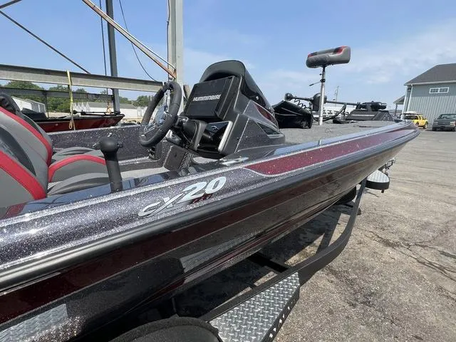 Slide: The Image of 2023 Caymas CX20 Pro boat interior at Dry Dock Marine Center. - 3