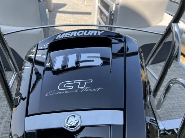 Slide: The Image of Mercury 115 Command Thrust engine on 2023 Harris Cruiser 210 CW boat. - 18