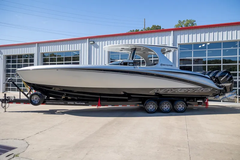 Mystic Powerboats M4200 2019 for Sale | MarineSource