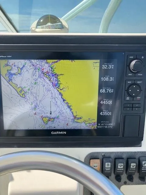 Slide: The Image of Garmin navigation system on a 2007 Hydra-Sports 2900VX boat. - 15