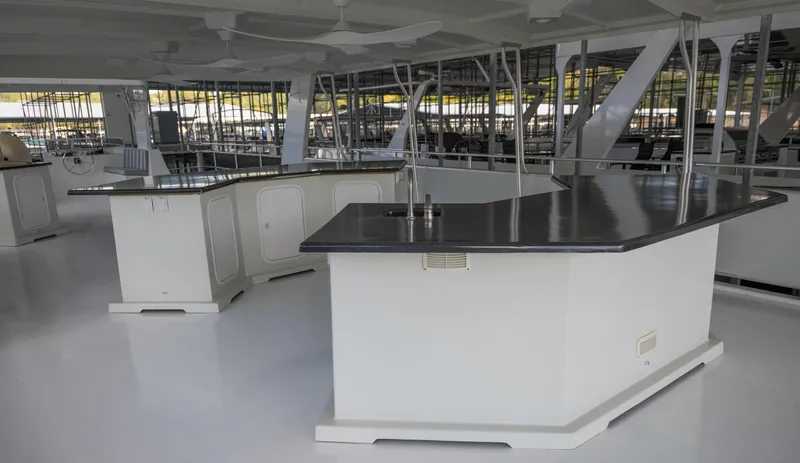 Slide: The Image of Modern kitchen area on a 2007 Sharpe 20 x 100 houseboat. - 44