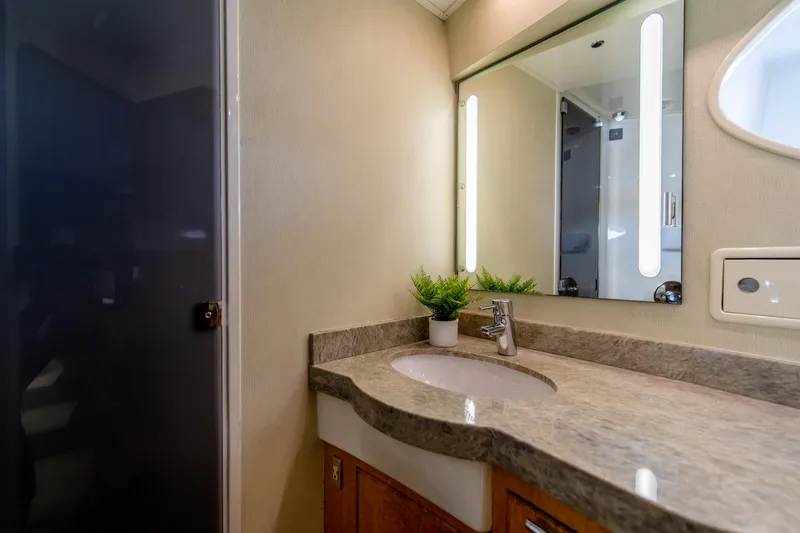 Slide: The Image of Forward Owner's Stateroom Ensuite - 15