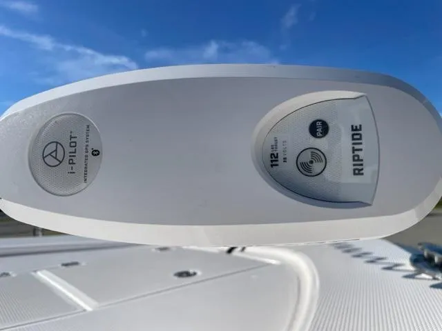 Slide: The Image of Close-up of Robalo 246 Cayman 2022 boat's i-Pilot Riptide trolling motor. - 16