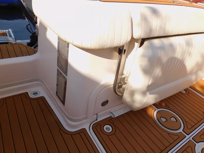 Slide: The Image of Grady-White Marlin 300 2012 - 21