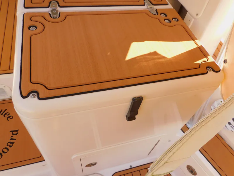 Slide: The Image of Grady-White Marlin 300 2012 - 25