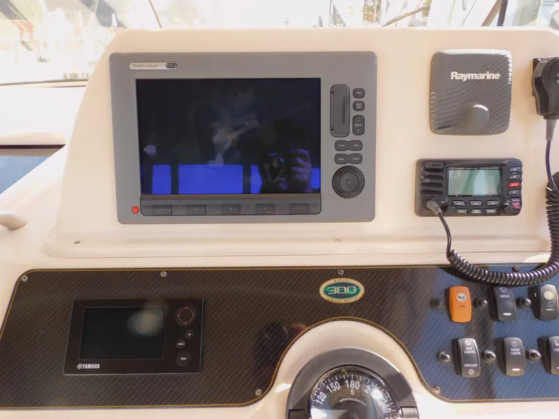 Slide: The Image of Grady-White Marlin 300 2012 - 40