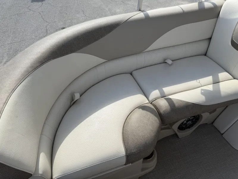 Slide: The Image of Avalon 2385 LSZ QL 2023 - 22