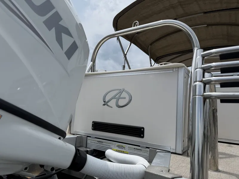 Slide: The Image of Avalon 2385 LSZ QL 2023 - 16