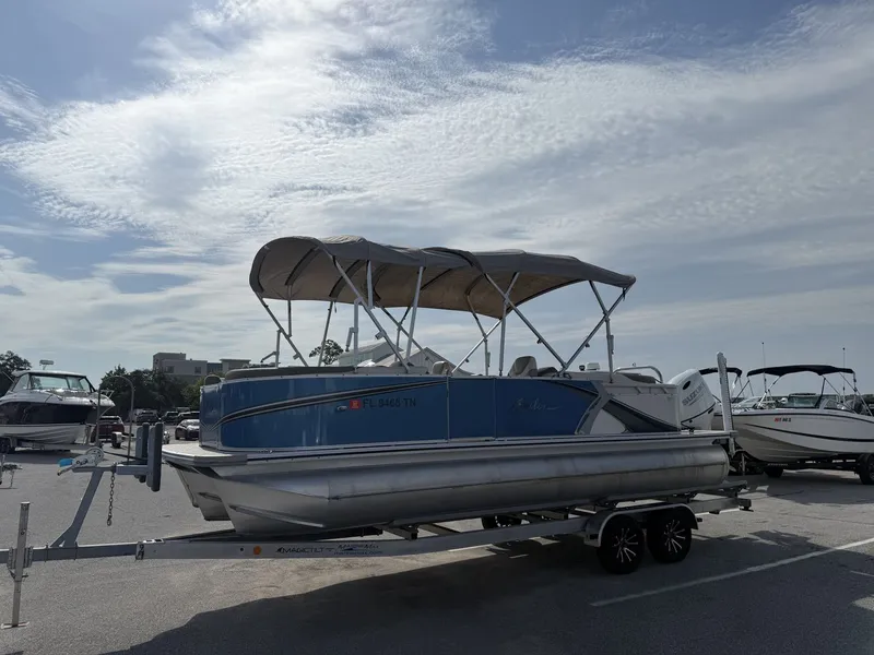 Slide: The Image of Avalon 2385 LSZ QL 2023 - 5