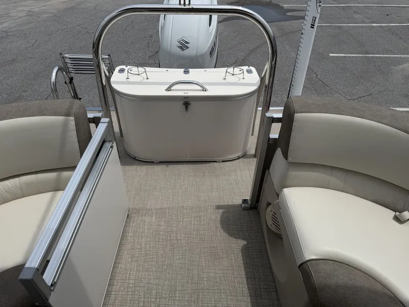 Slide: The Image of Avalon 2385 LSZ QL 2023 - 36