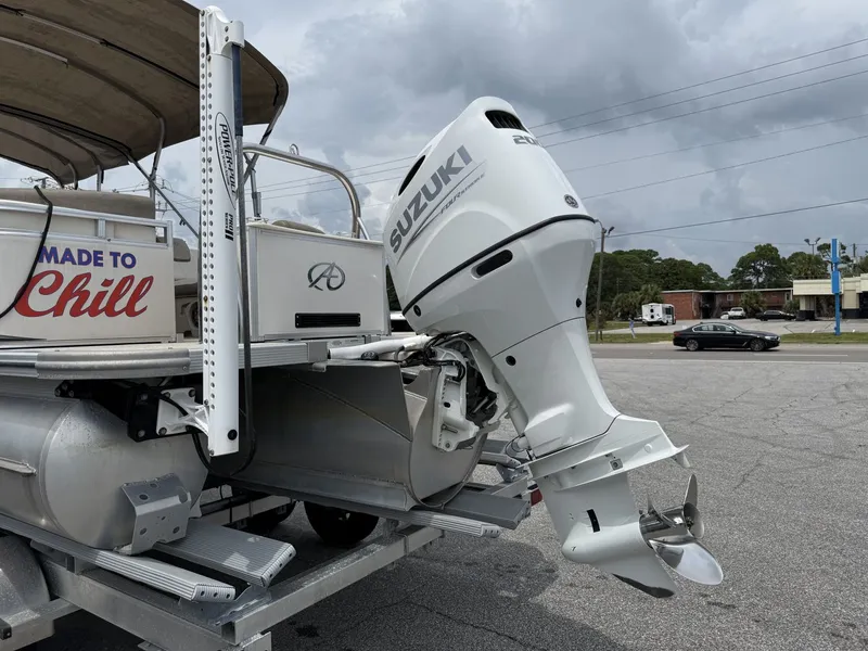 Slide: The Image of Avalon 2385 LSZ QL 2023 - 10