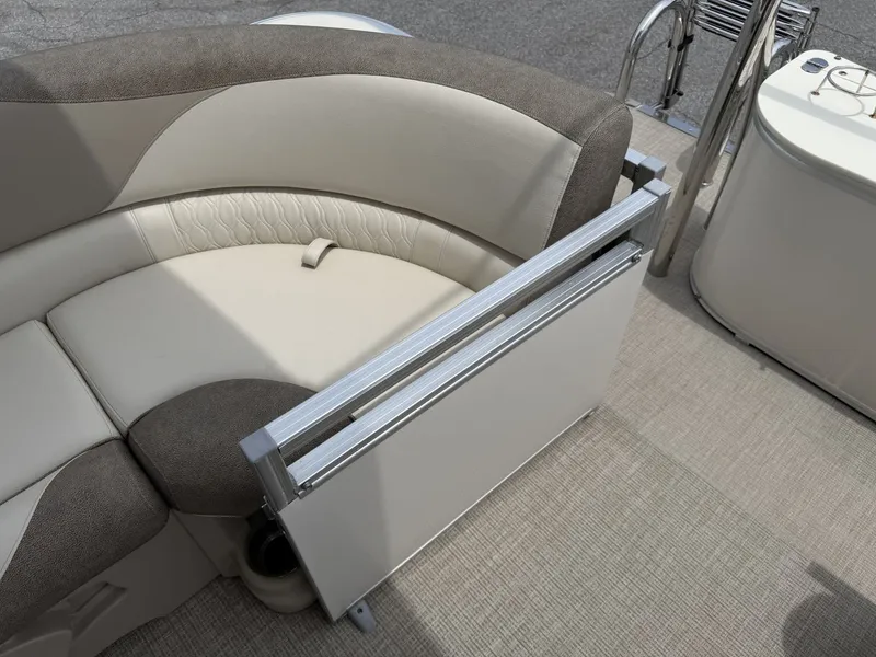 Slide: The Image of Avalon 2385 LSZ QL 2023 - 39