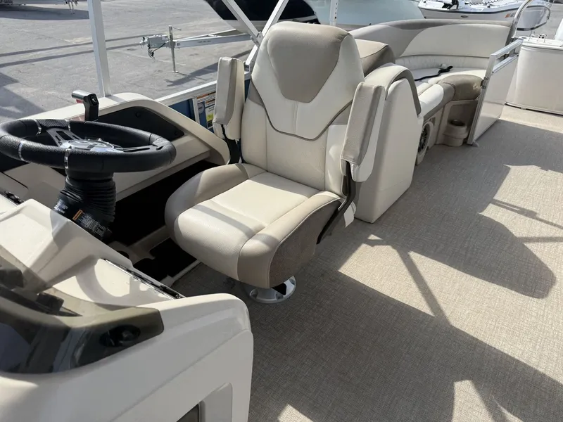 Slide: The Image of Avalon 2385 LSZ QL 2023 - 25