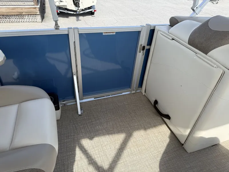 Slide: The Image of Avalon 2385 LSZ QL 2023 - 31