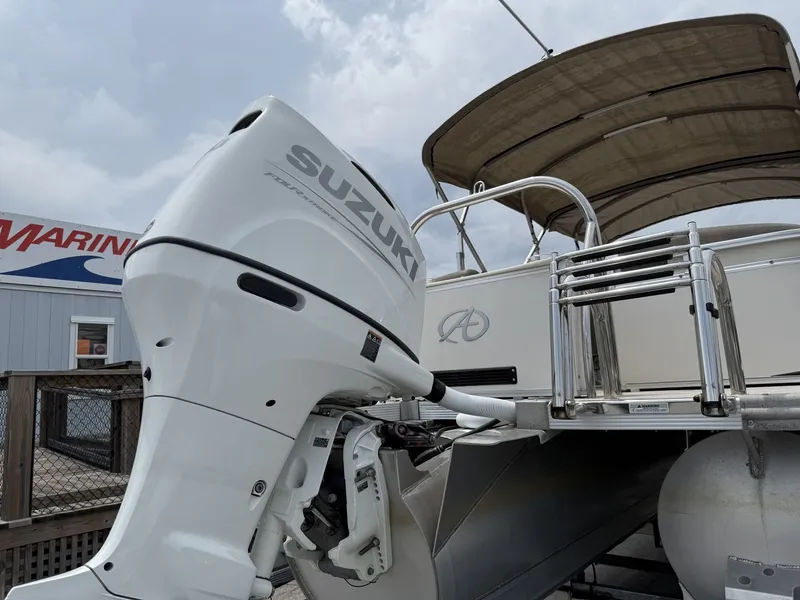 Slide: The Image of Avalon 2385 LSZ QL 2023 - 13