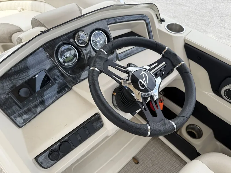 Slide: The Image of Avalon 2385 LSZ QL 2023 - 27