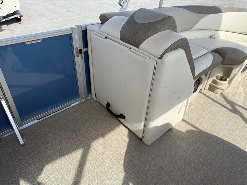 Slide: The Image of Avalon 2385 LSZ QL 2023 - 30