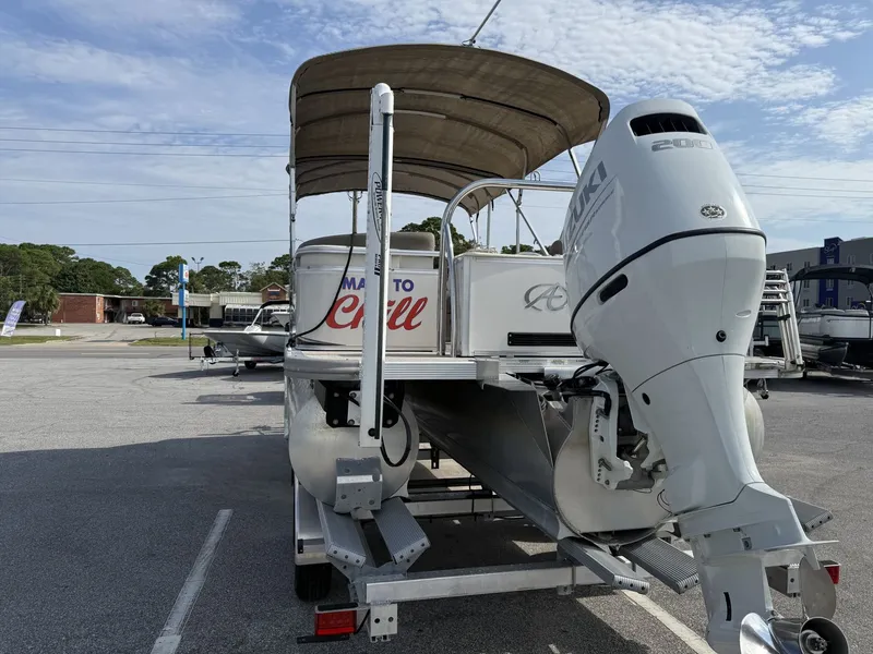 Slide: The Image of Avalon 2385 LSZ QL 2023 - 10